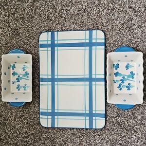 Ramekin Dip Set & Serving Dish 3 Piece Set  Love & Daisies NWOT